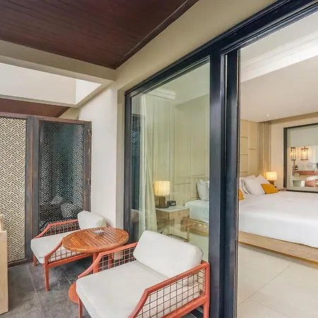 Jambuluwuk Oceano Seminyak Hotel Exterior photo