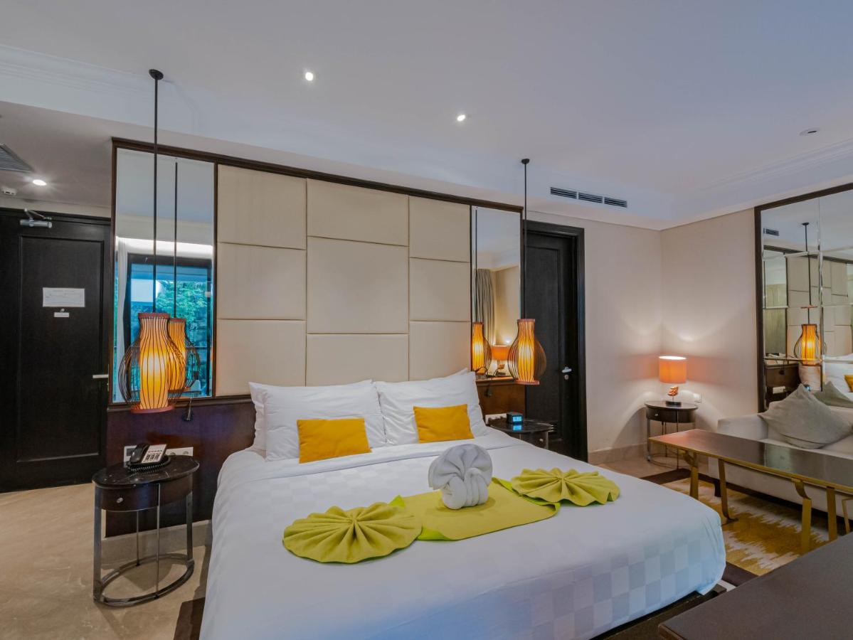 Jambuluwuk Oceano Hotel 5*