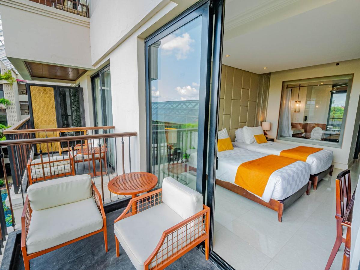 Jambuluwuk Oceano Hotel