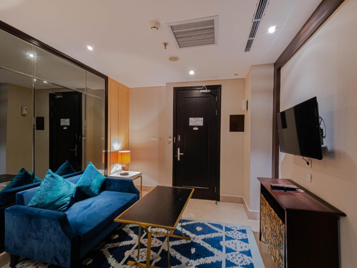 Jambuluwuk Oceano 5*